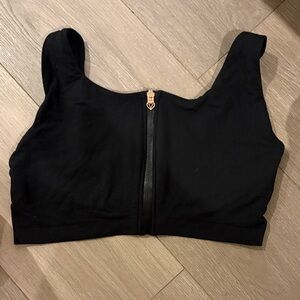 Victoria’s Secret Black Women's Sports Bra XL Not Padded with Front Zipper